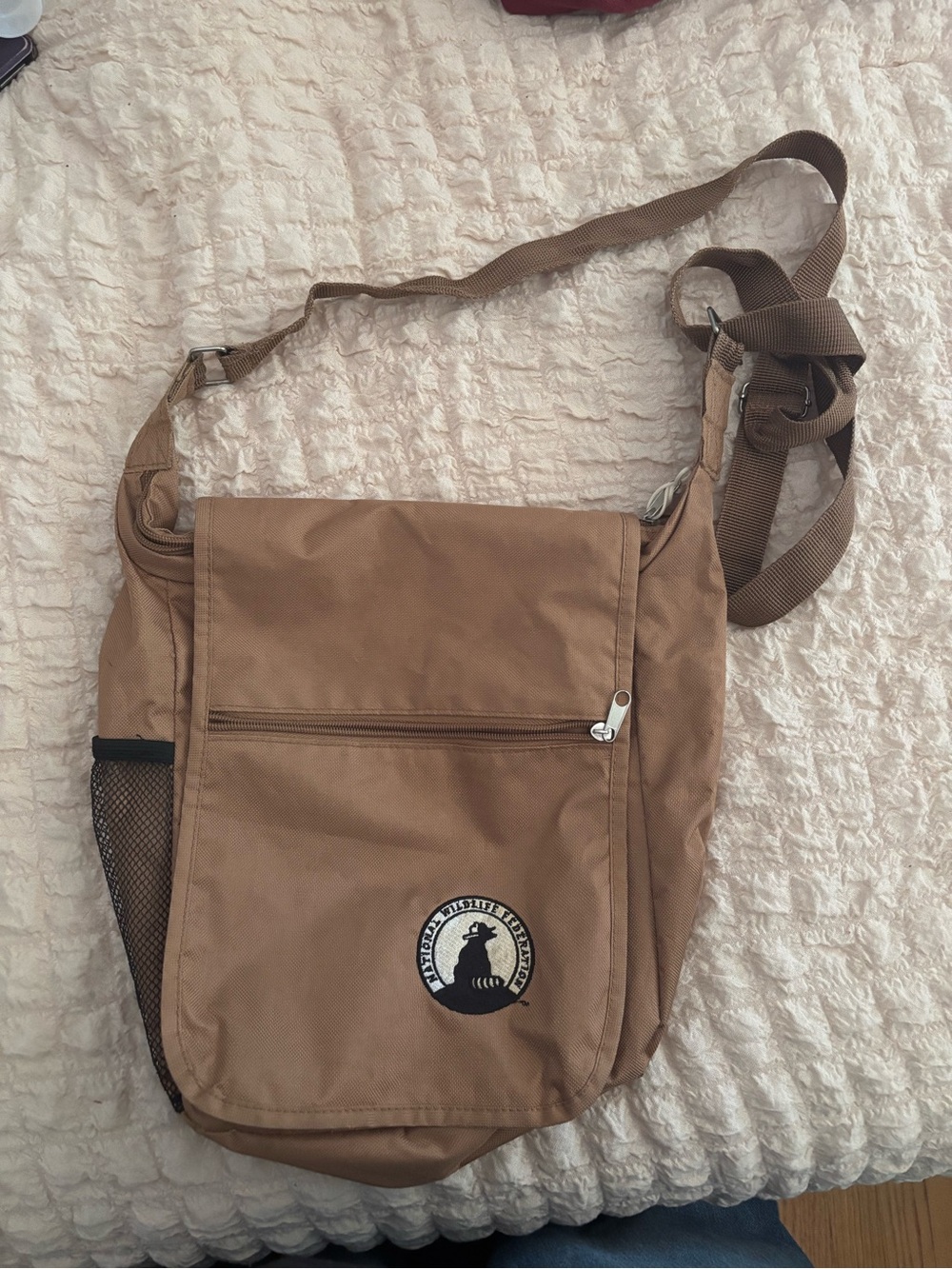 National Geographic Tan Men's Messenger Bag with Black Logo